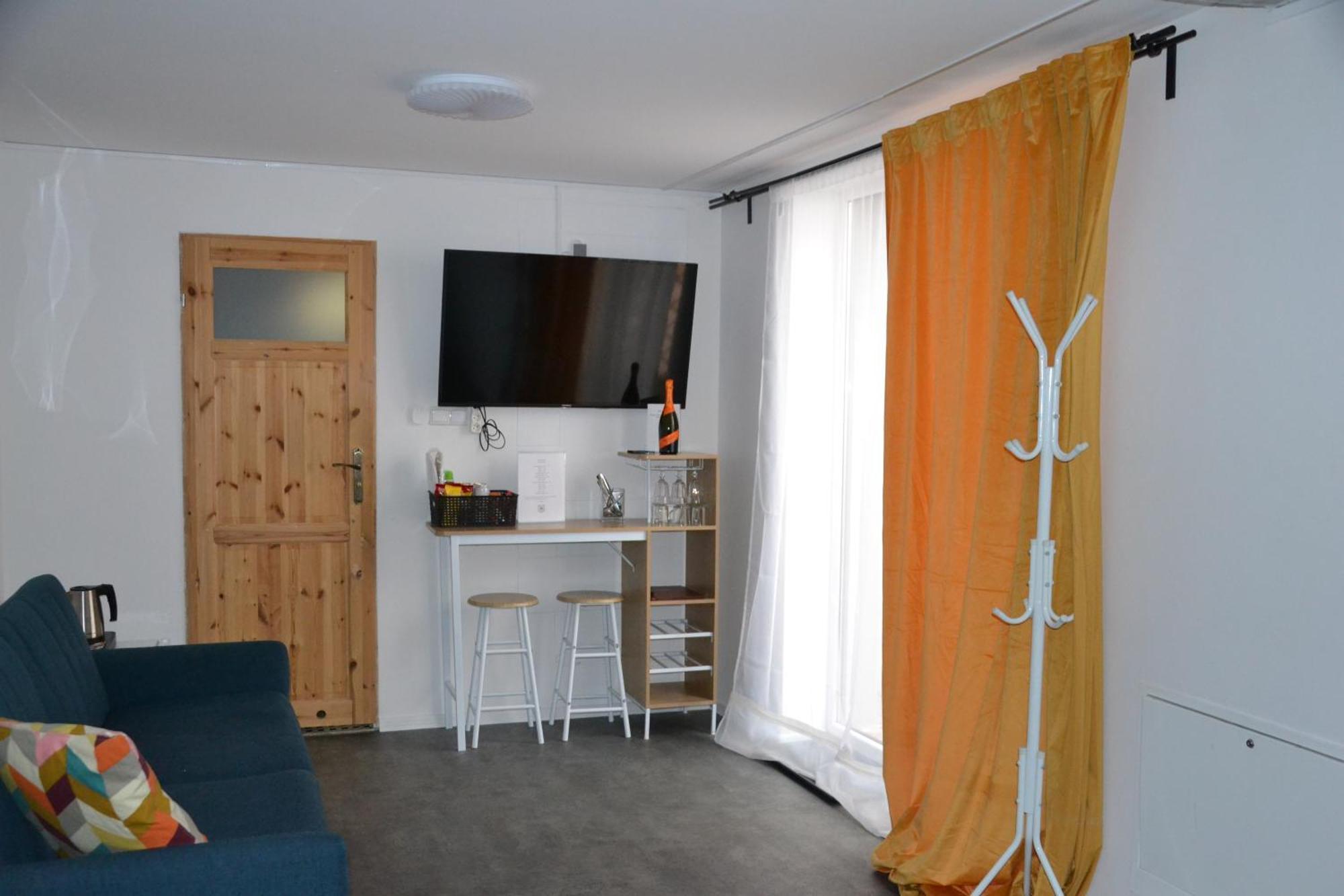 Flores Apartament Katovice Exteriér fotografie